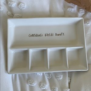 Rae Dunn makeup/jewelry holder